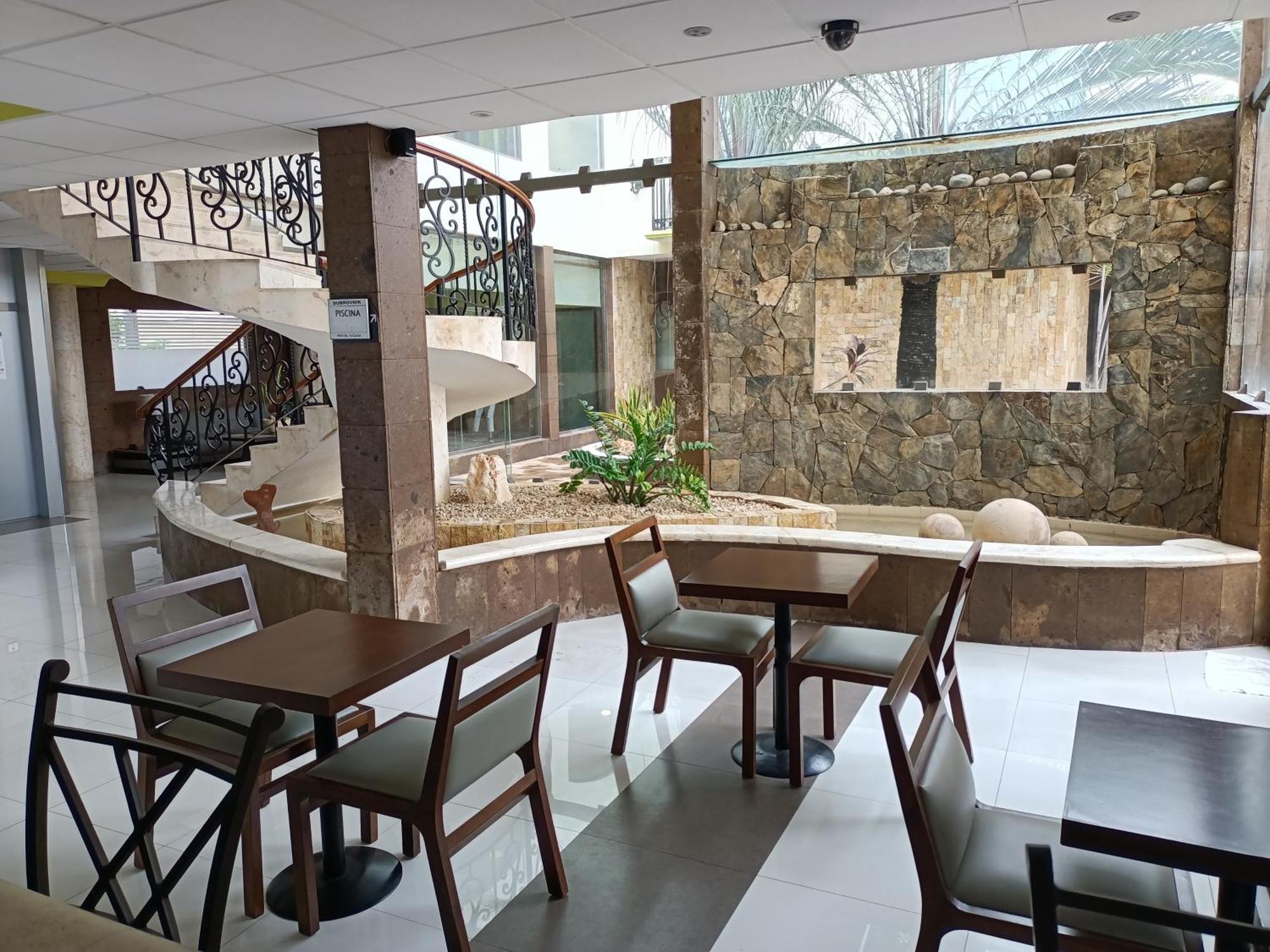 מרידה Hotel Dubrovnik מראה חיצוני תמונה